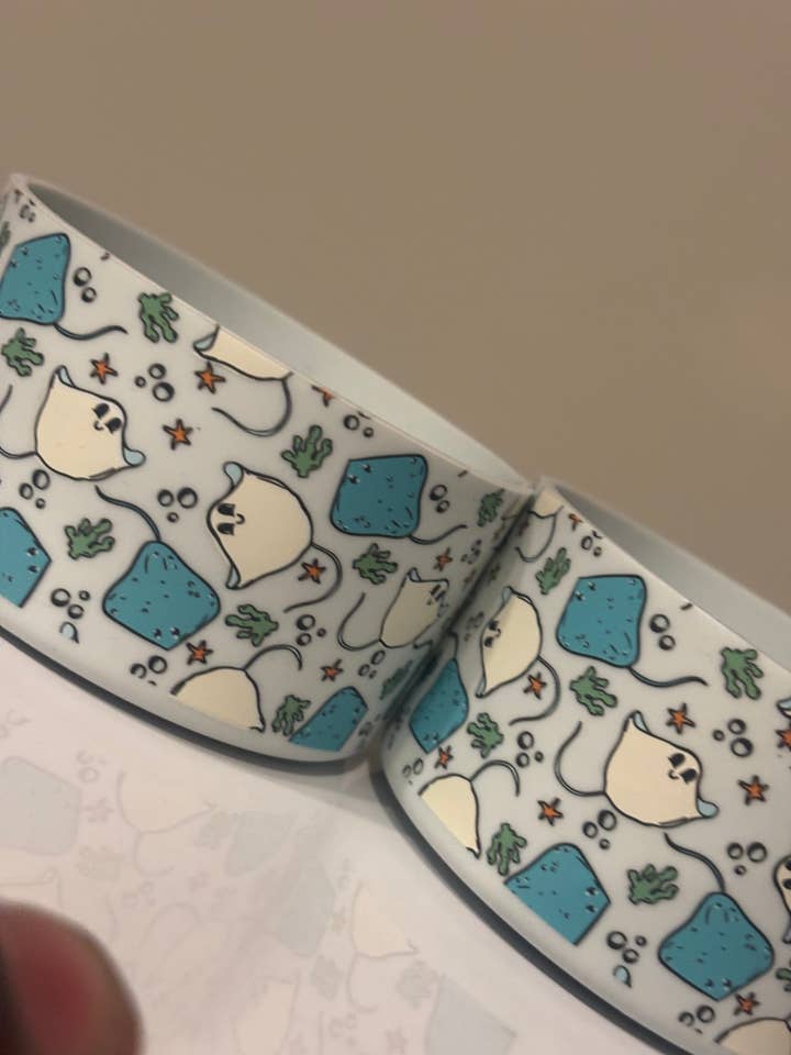 Punture Blu per la vendita all'ingrosso da parte di CharmedCupCo