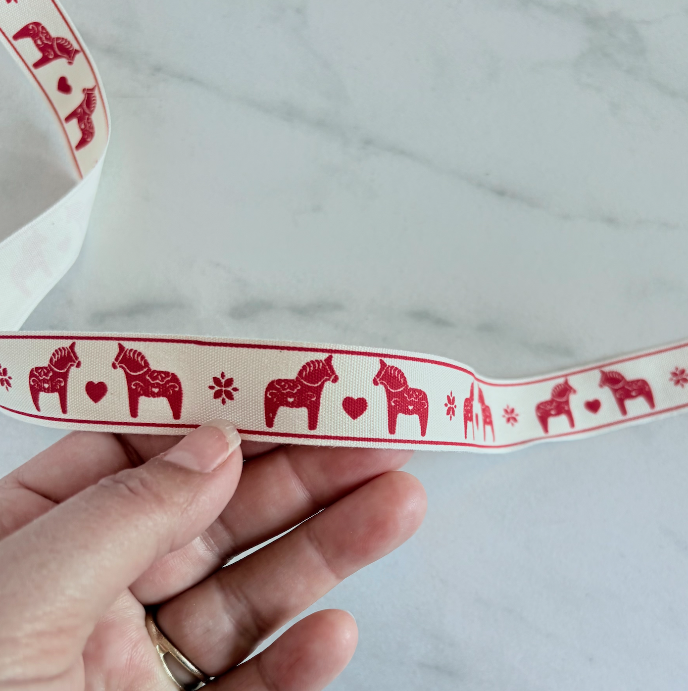 Scandinavian Hearts - Wholesale Ribbon - Gift Wrapping - Swedish Dala Horse Cotton Ribbon Gifts Crafts & Decor 5 yds8