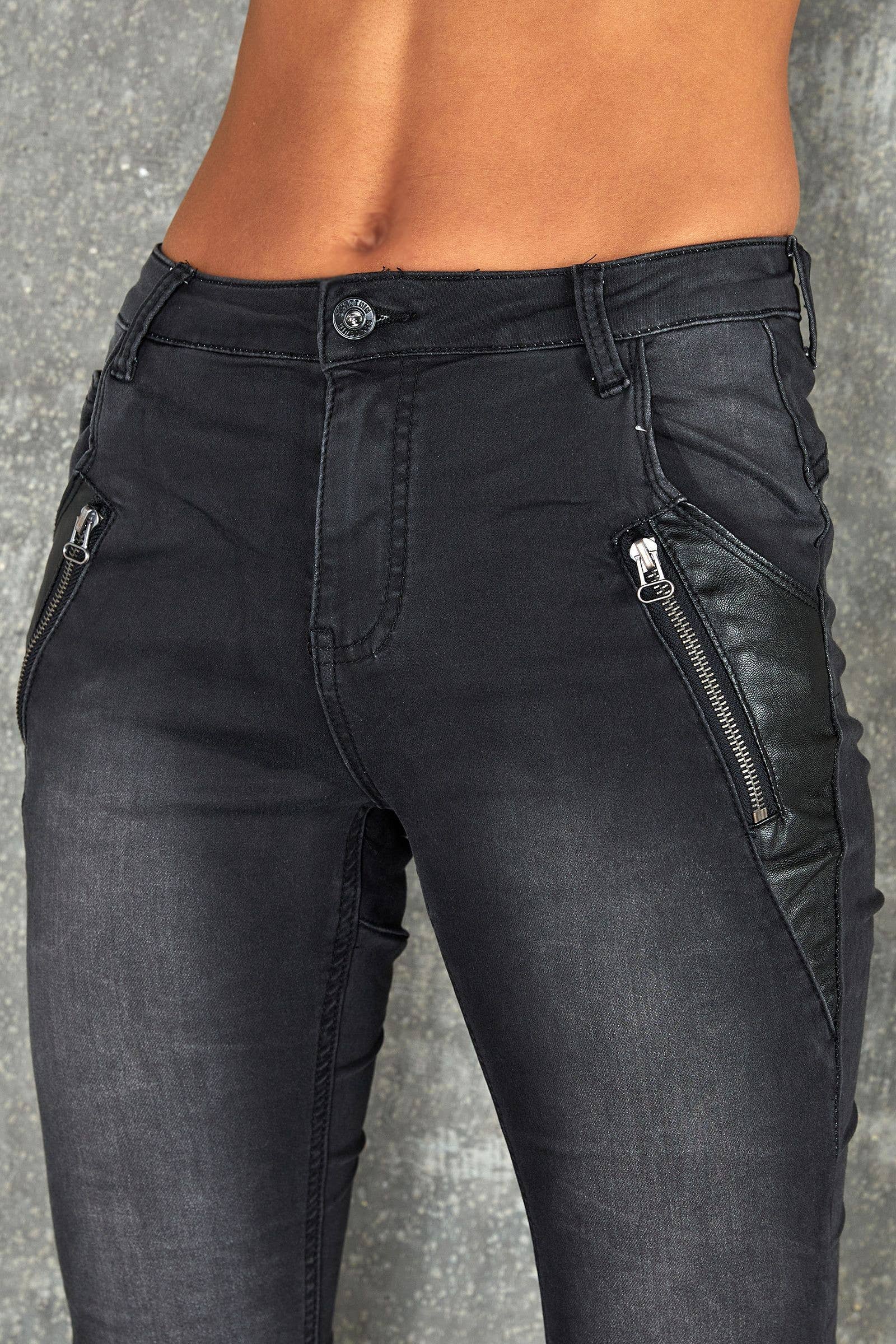 VENTI6 - Vente Jean – femme - 50197 - NOIR3