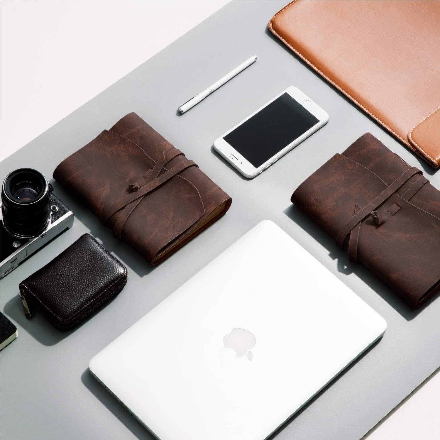 R K Handicrafts and Exporters – Engroshandel Dagbog – Læderjournal med linjerede sider på kraftpapir5