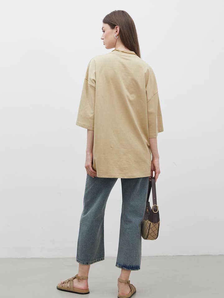 CAMELLO Camiseta de manga corta de algodón de gran tamaño, color camel de venta al por mayor en Faire