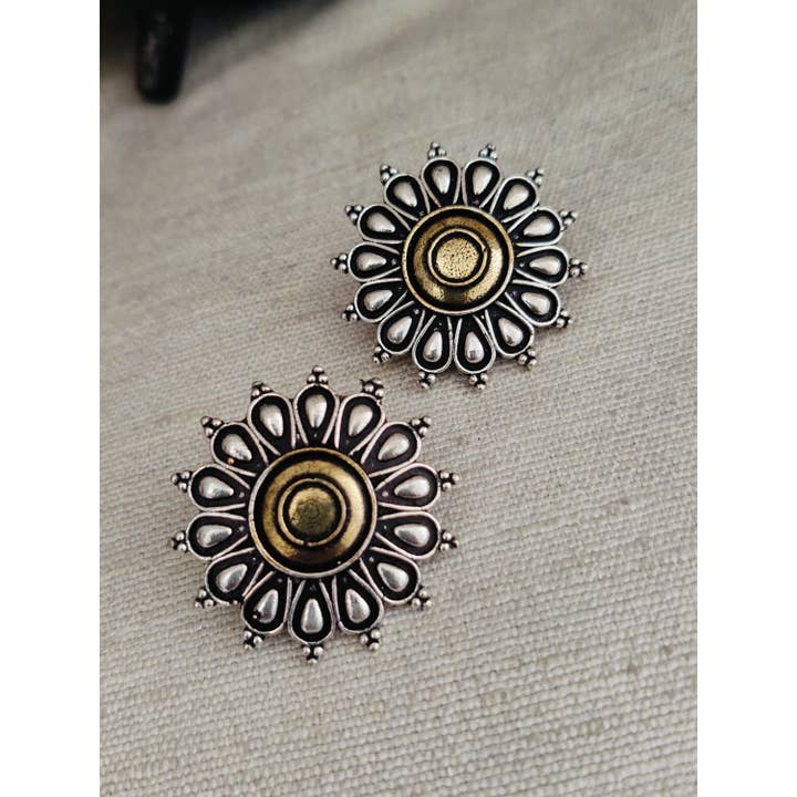 Dual Tone Oxidised Silver Gold Round Stud Earrings for wholesale by Vastrabhushan