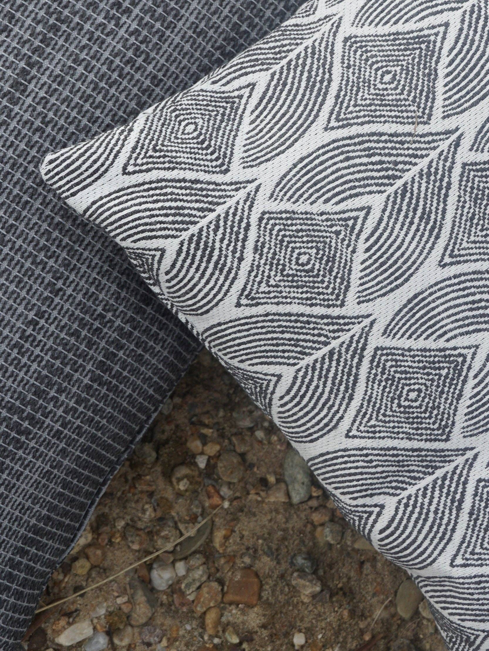 Anaya Home - Vendita all'ingrosso Cuscini decorativi - Cuscino da Interno Esterno Nero Cool Tropics4