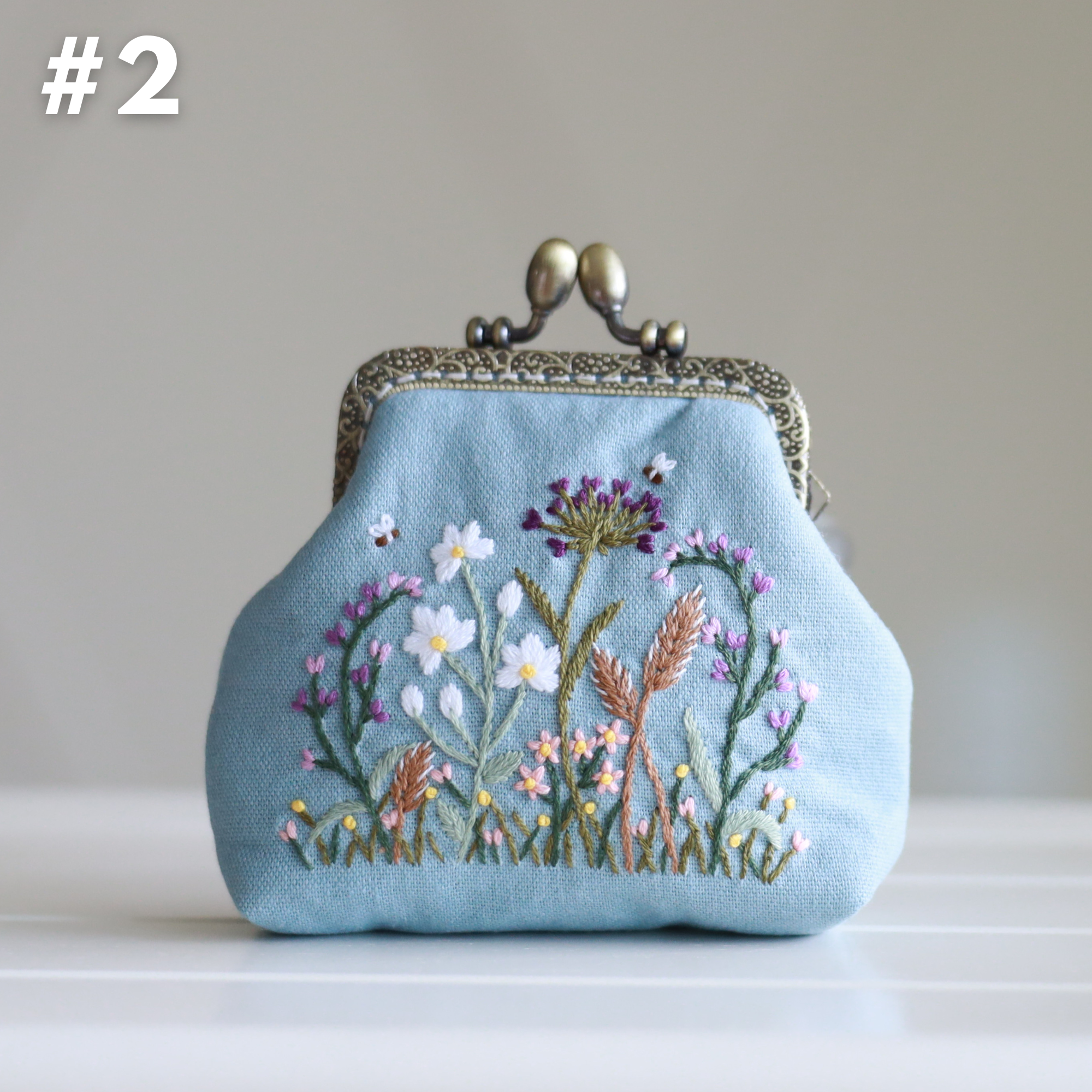 Finer Embroidery – wholesale Myntväska - Dam – Vintage blommig handbroderad portmonnä med spänne2