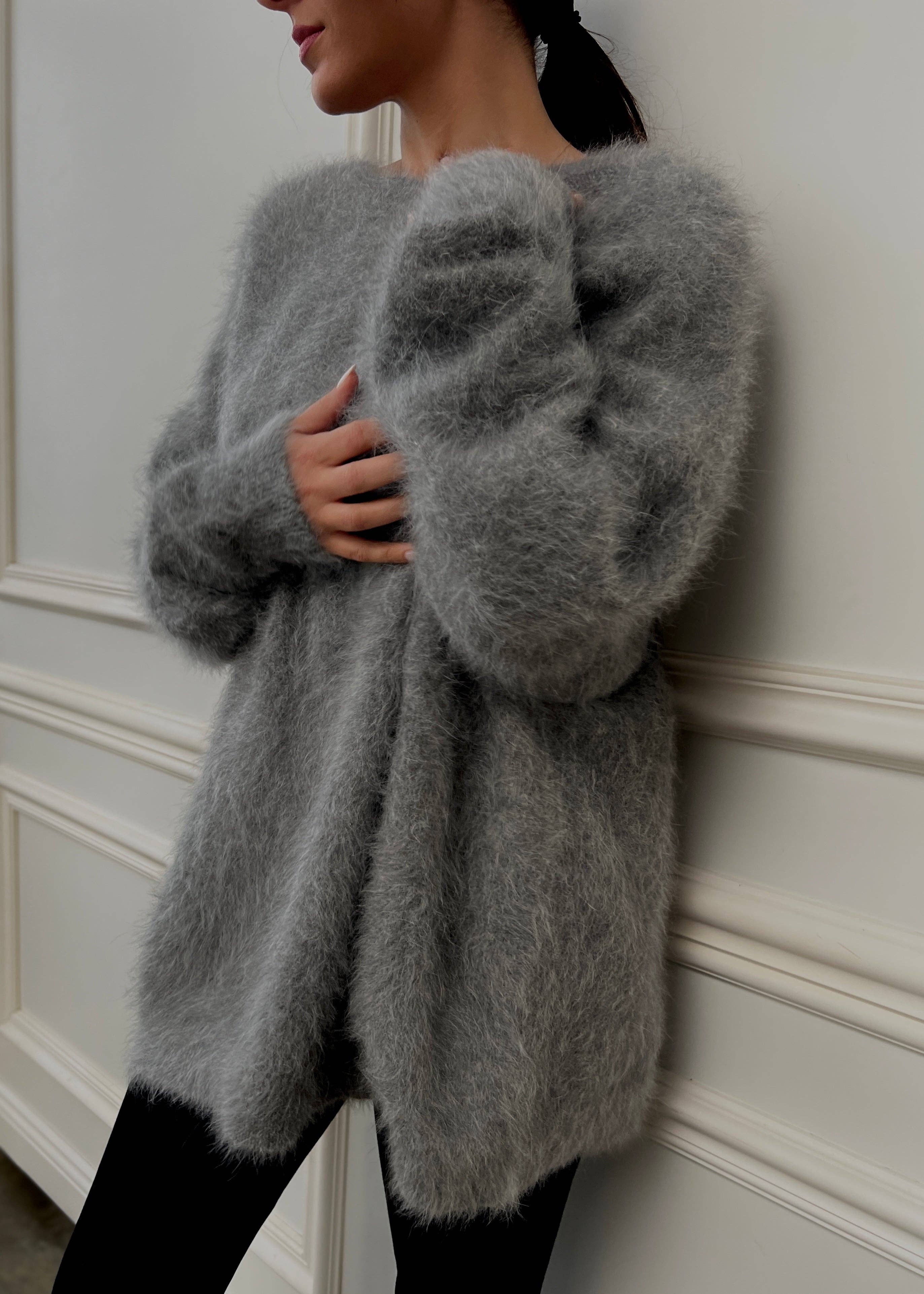 ROSYLEIA - Wholesale Tunic Sweater - Women's - Oversized Alpaca Wool Sweater15