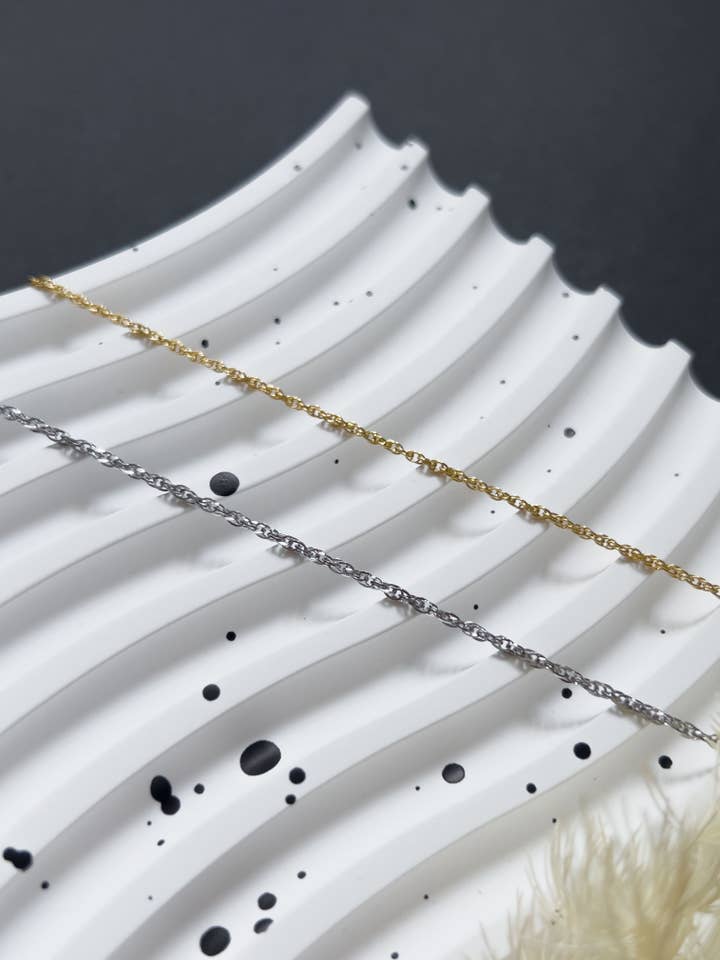 Mix & Match ✦ Chaîne TWISTED pour colliers & bracelets pour la vente par KLAEI DESIGN STUDIO