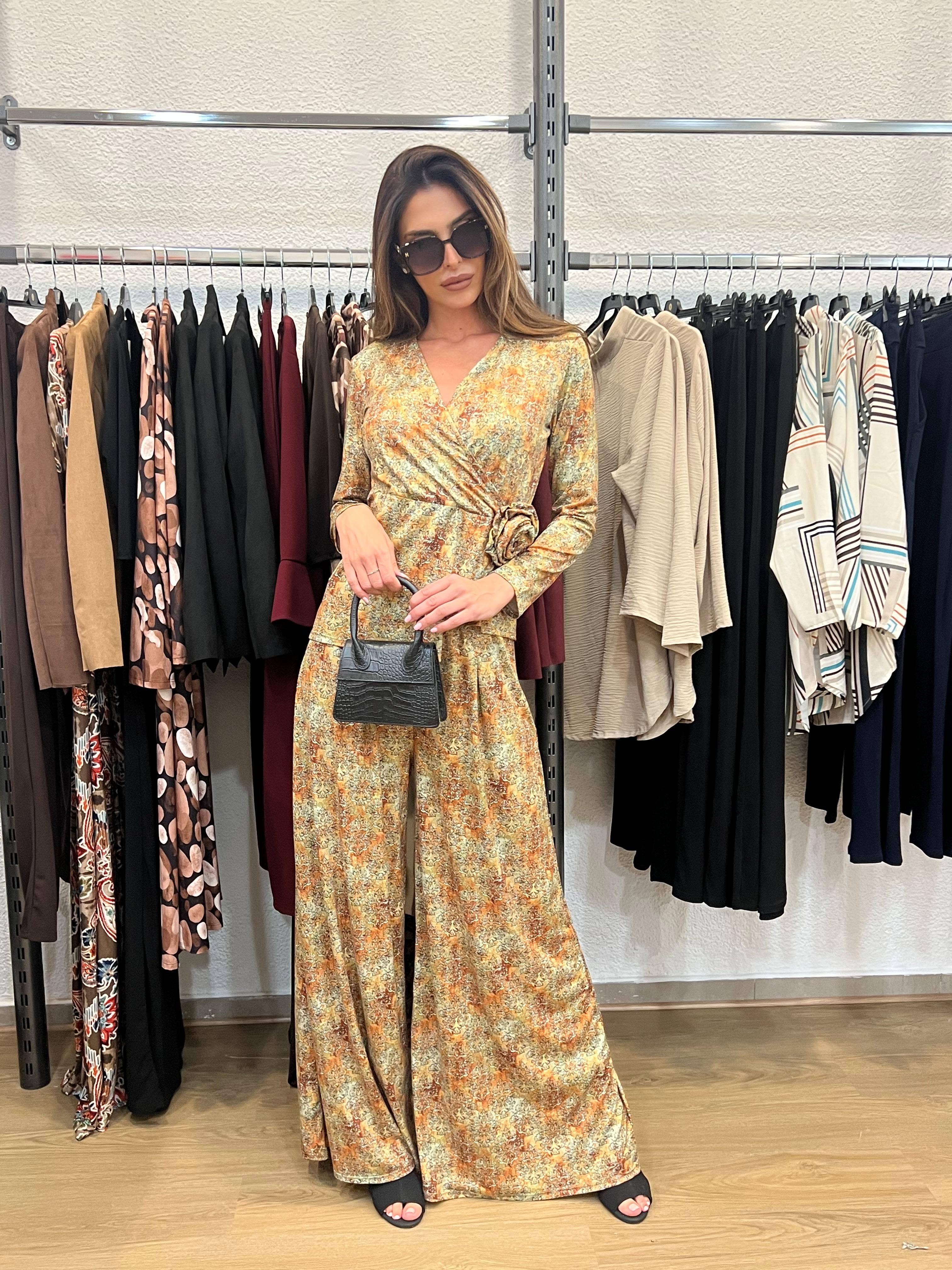 Julie d orleac - Wholesale Top & Pant Set (NOT Loungewear) - Women's - Palazzo pants and flower t-shirt set3