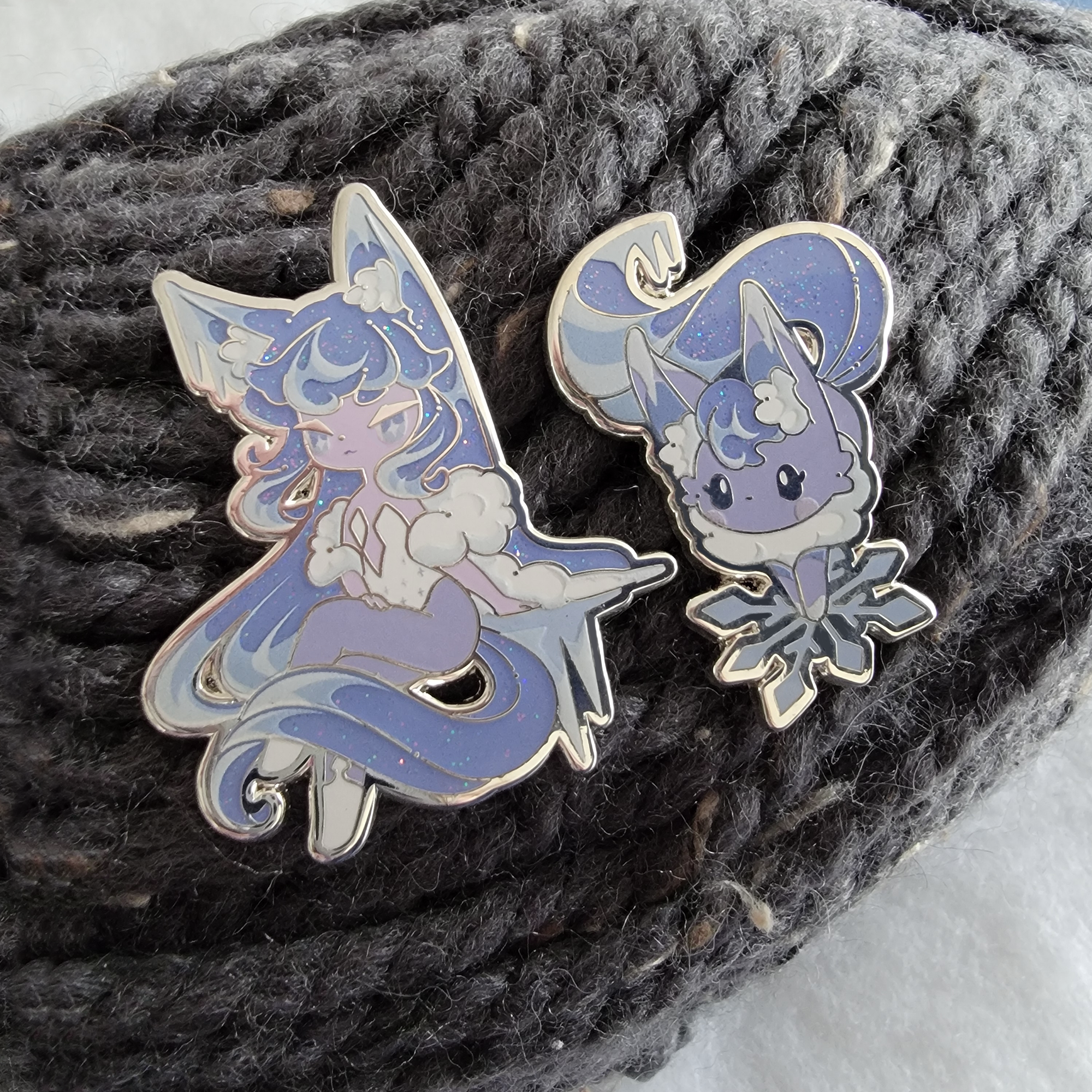 Xhilyn - Wholesale Lapel Pin/Button - Fennec Frost Pins - Dec 20241