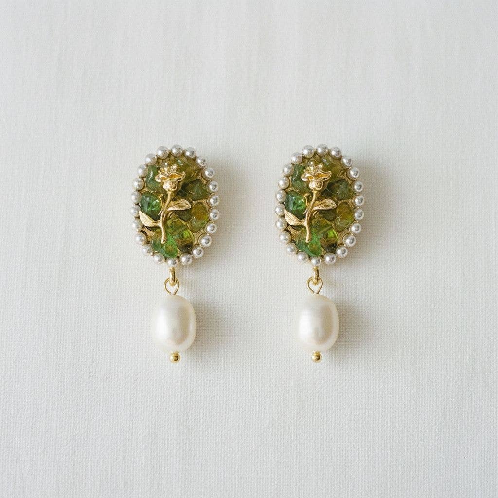 Ellemadera - Wholesale Dangle Earrings - Artisan Floral Pearl Dangle Earrings