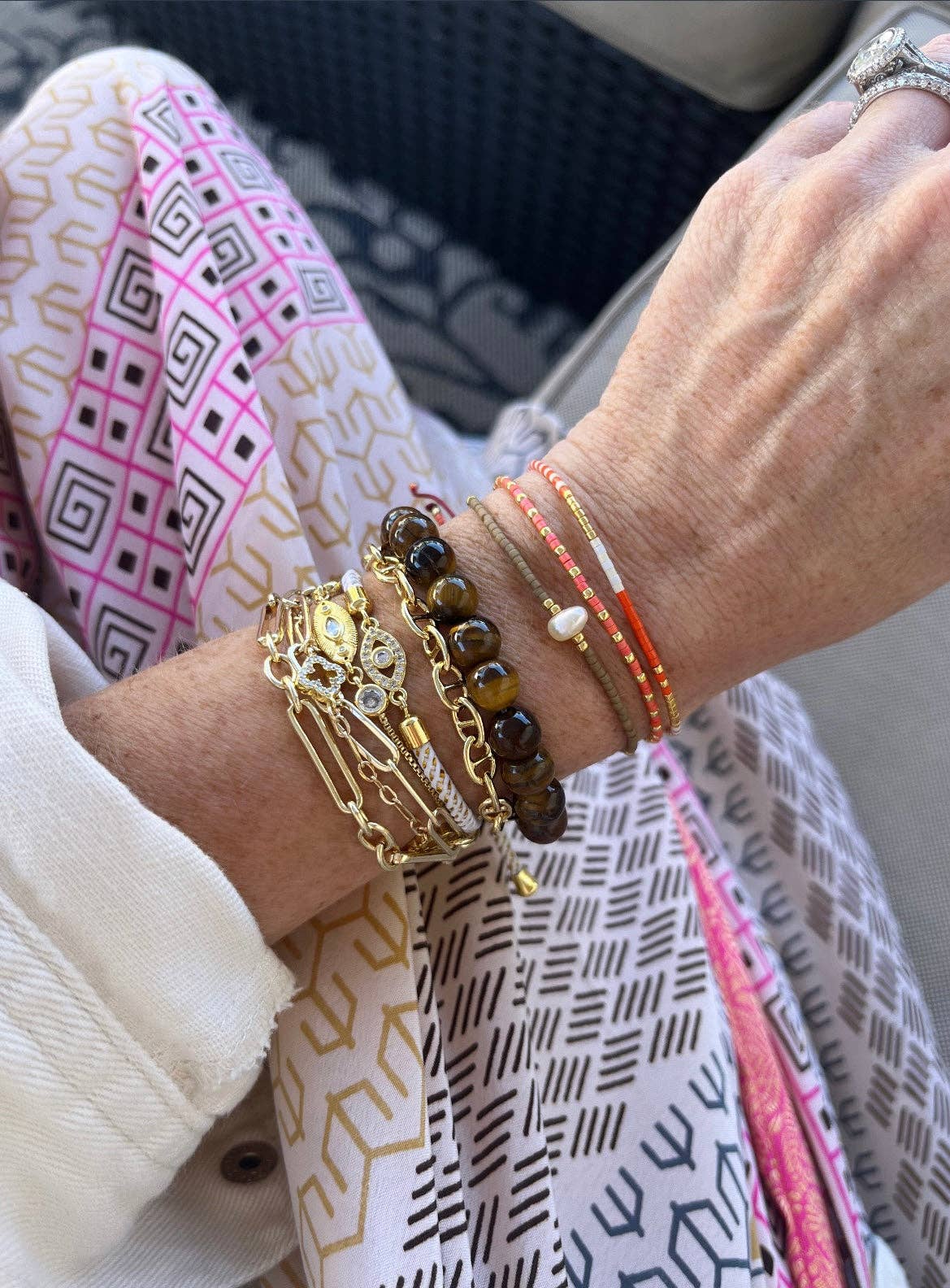 Boutique Suarez Co. - Wholesale Jewelry Set - Peace & Protection - Pearl Bracelet Stacks20