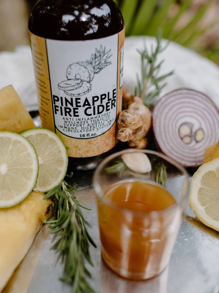 Cidre de Feu à l'Ananas 16oz pour la vente par White Dove Apothecary