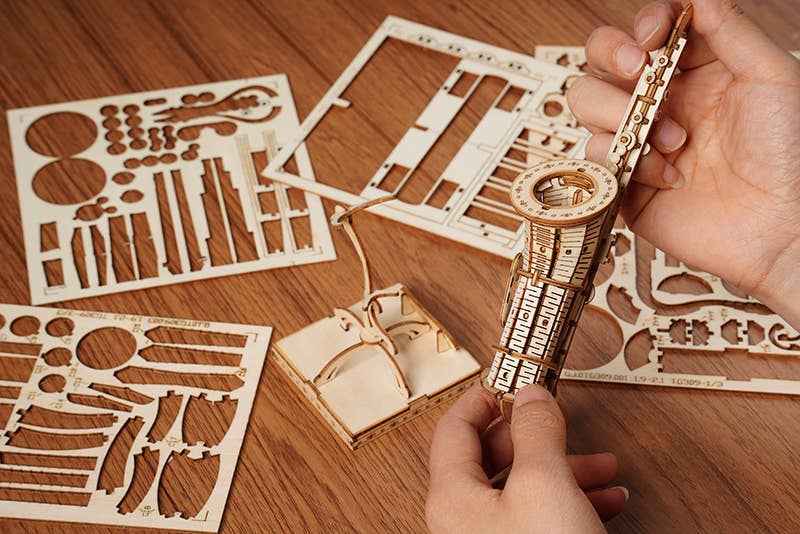 Robotime - Vente Kit de bricolage - TG309 Rolife Modèles de Puzzle 3D en Bois DIY Saxophone2