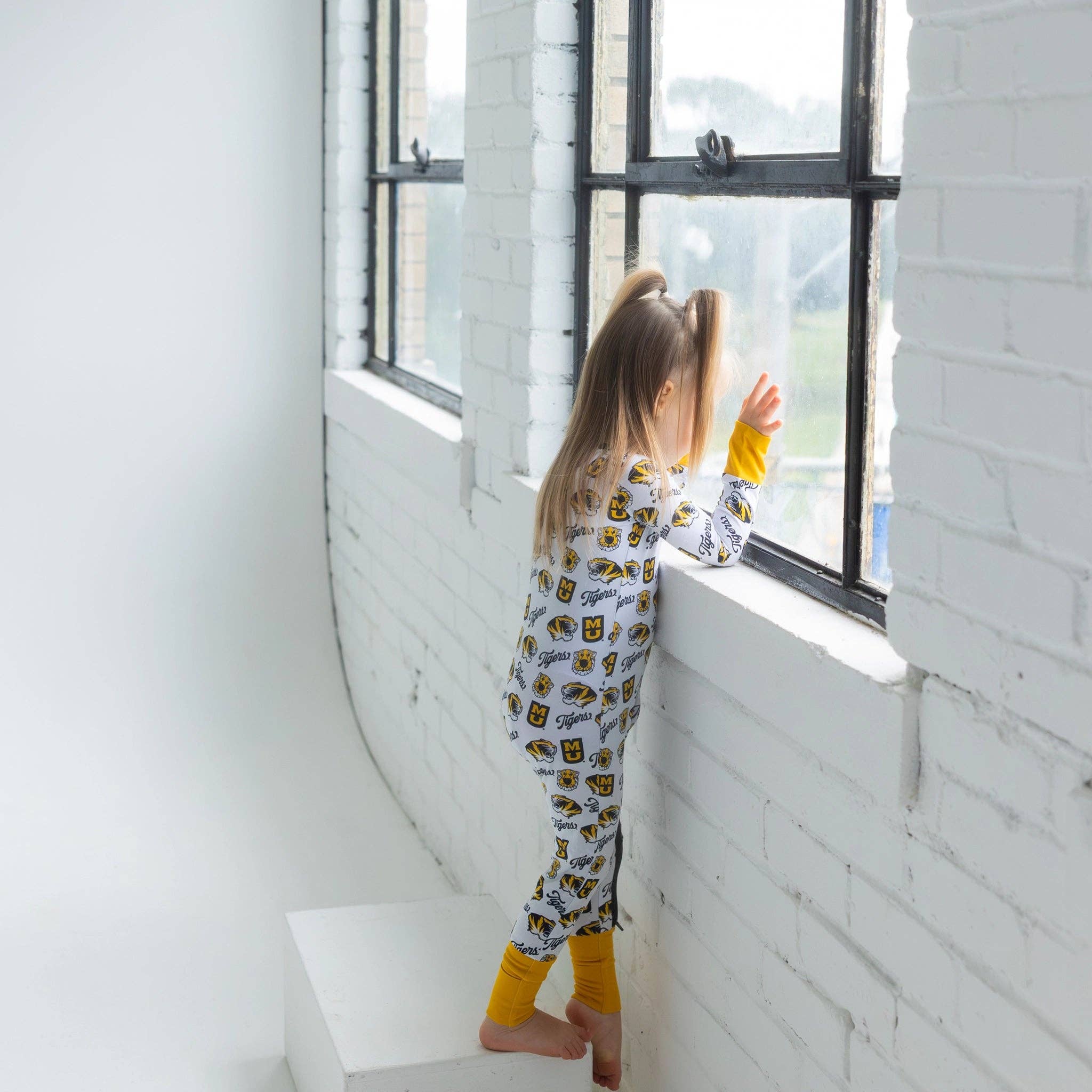 Tailgate Tikes - Wholesale Jumpsuit - Baby - Missouri Tigers Zippy One-Piece9