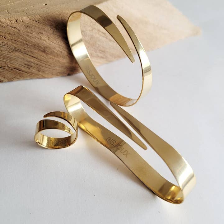 Brass Palmlet palm cuff ring Ribbon bracelet for wholesale by Bisjoux