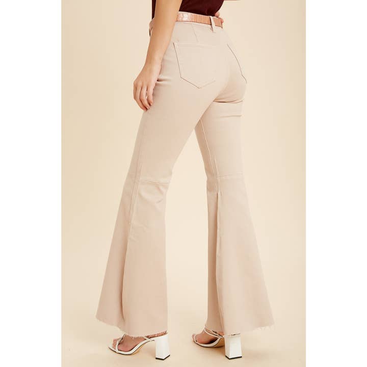 TAUPE HIGH RISE FLARE JEANS WITH POCKETS / WL19-2932 for wholesale on Faire2