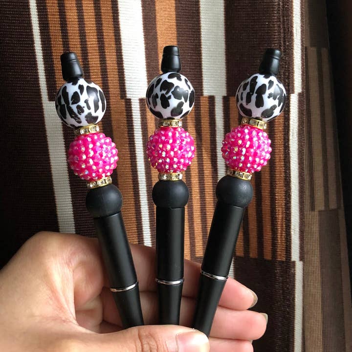 Amy Designs - Vendita all'ingrosso Penne - Penna con perline con stampa dalmata «Pink Hottie»