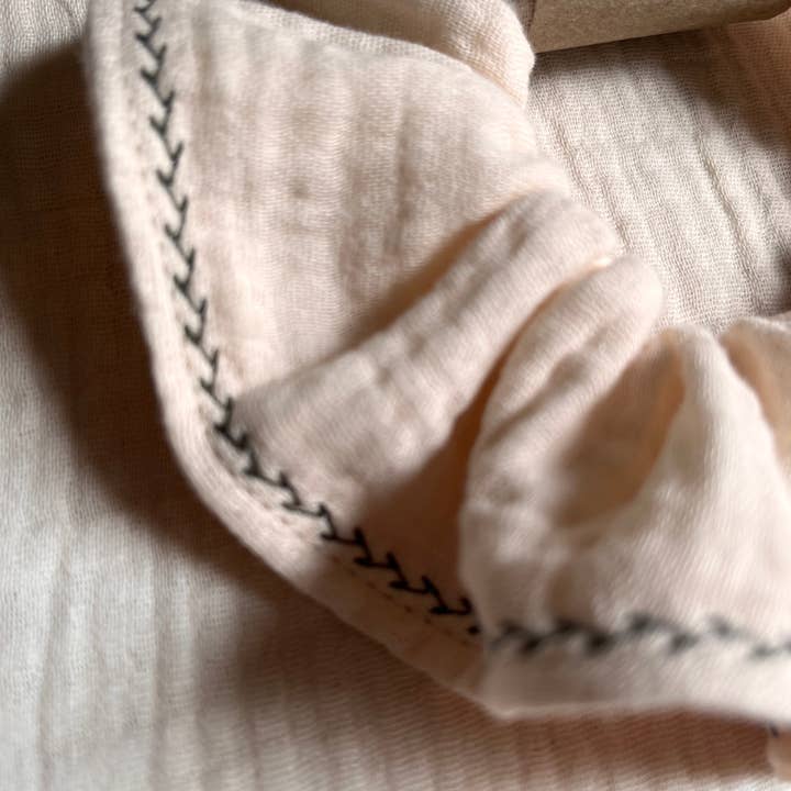 Orla & Fern – wholesale Scrunchie - Women’s – Scrunchie - embroidered cotton1