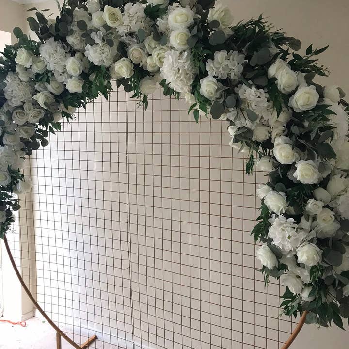 IVY CRUZ – wholesale Bunting/garland – Large Flower Garland, White Flower Garland, Flower Swag1