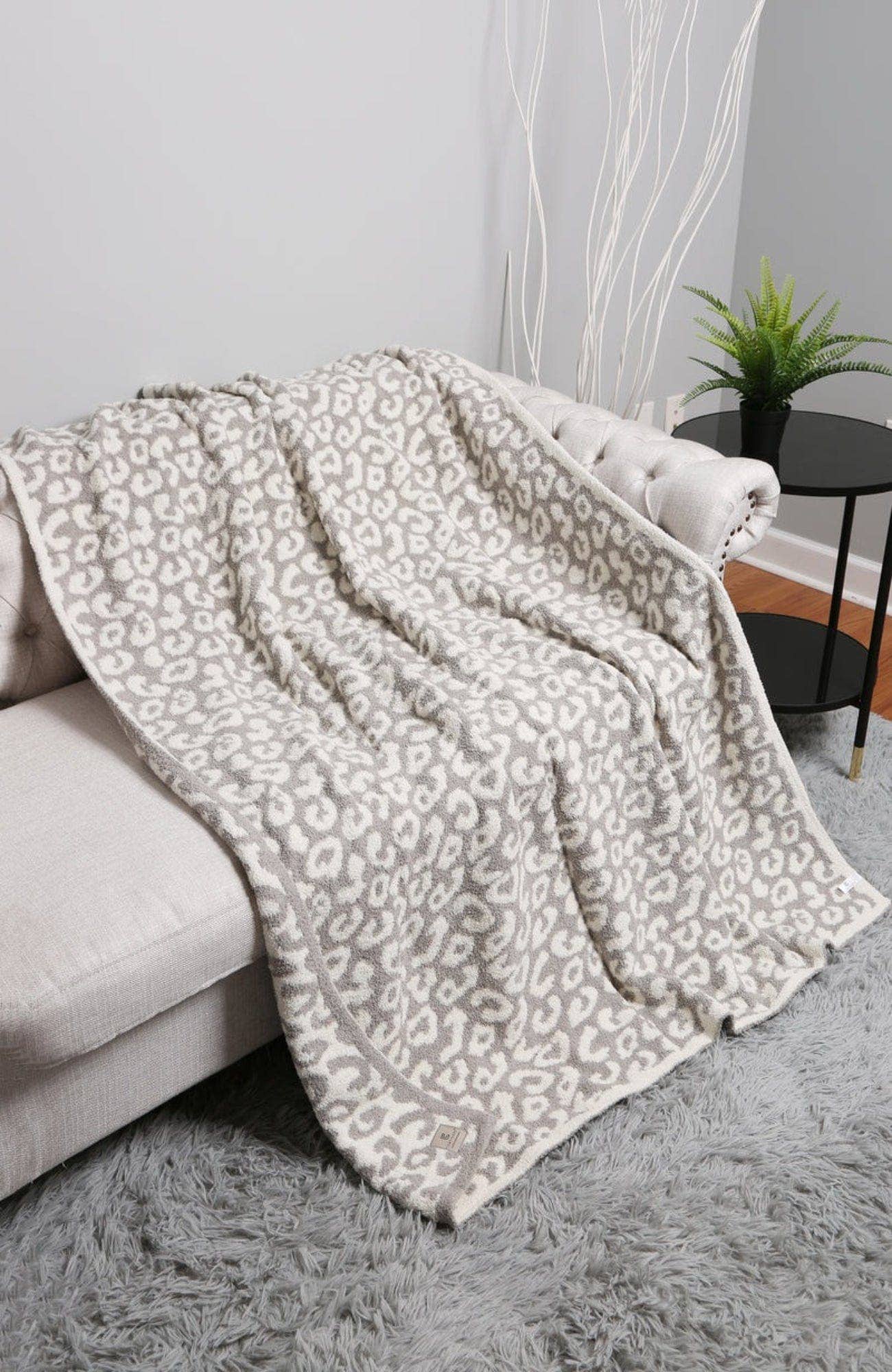 MiMi Wholesale - Wholesale Throw Blanket - Super Lux Leopard Print Throw Blanket15