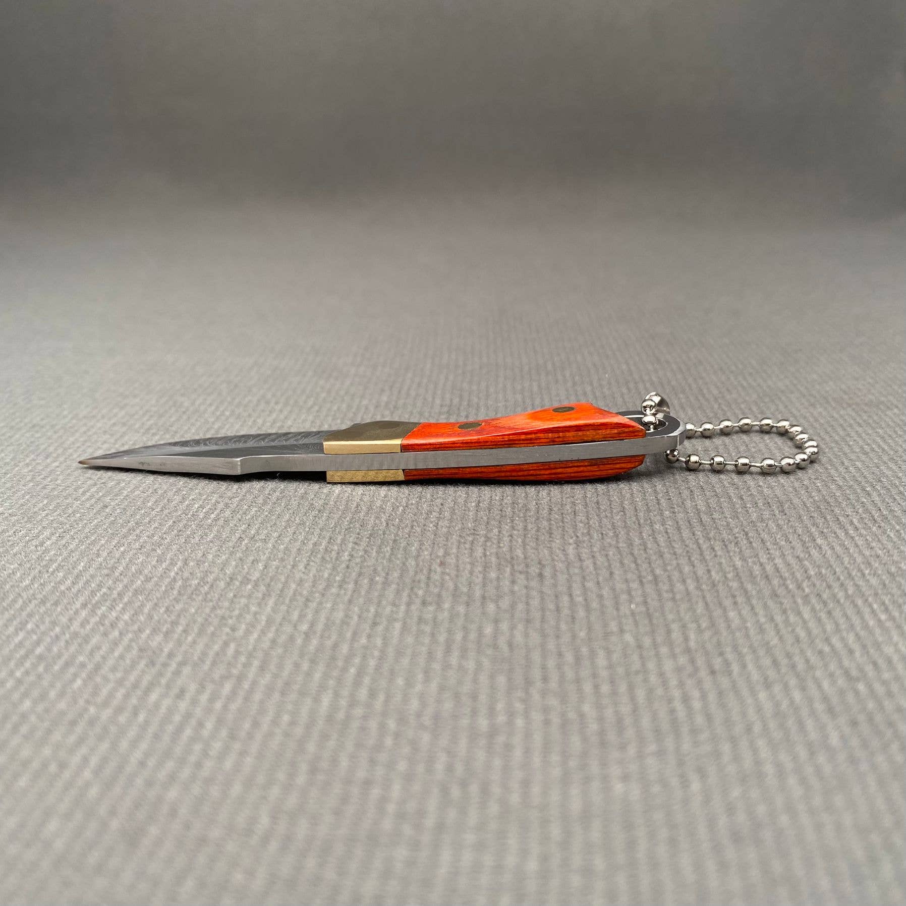 Mio Queena - Wholesale Pocket Knife/Holder - Portable Textured Stainless Steel Knife with Protective Cover4