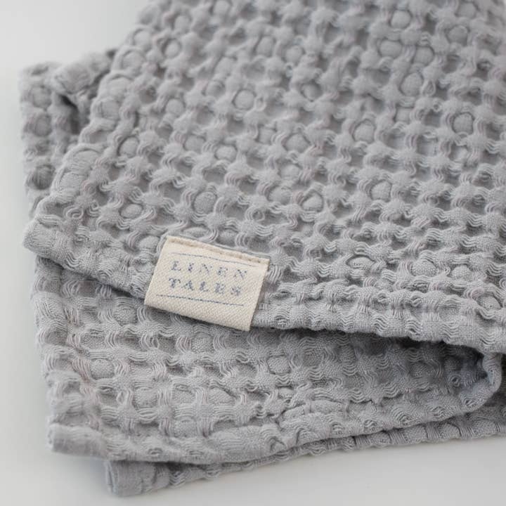Linen Tales (We cover U.S. import duties) - Wholesale Bath Towel - Light Grey Linen & Cotton Honeycomb Waffle Towels5