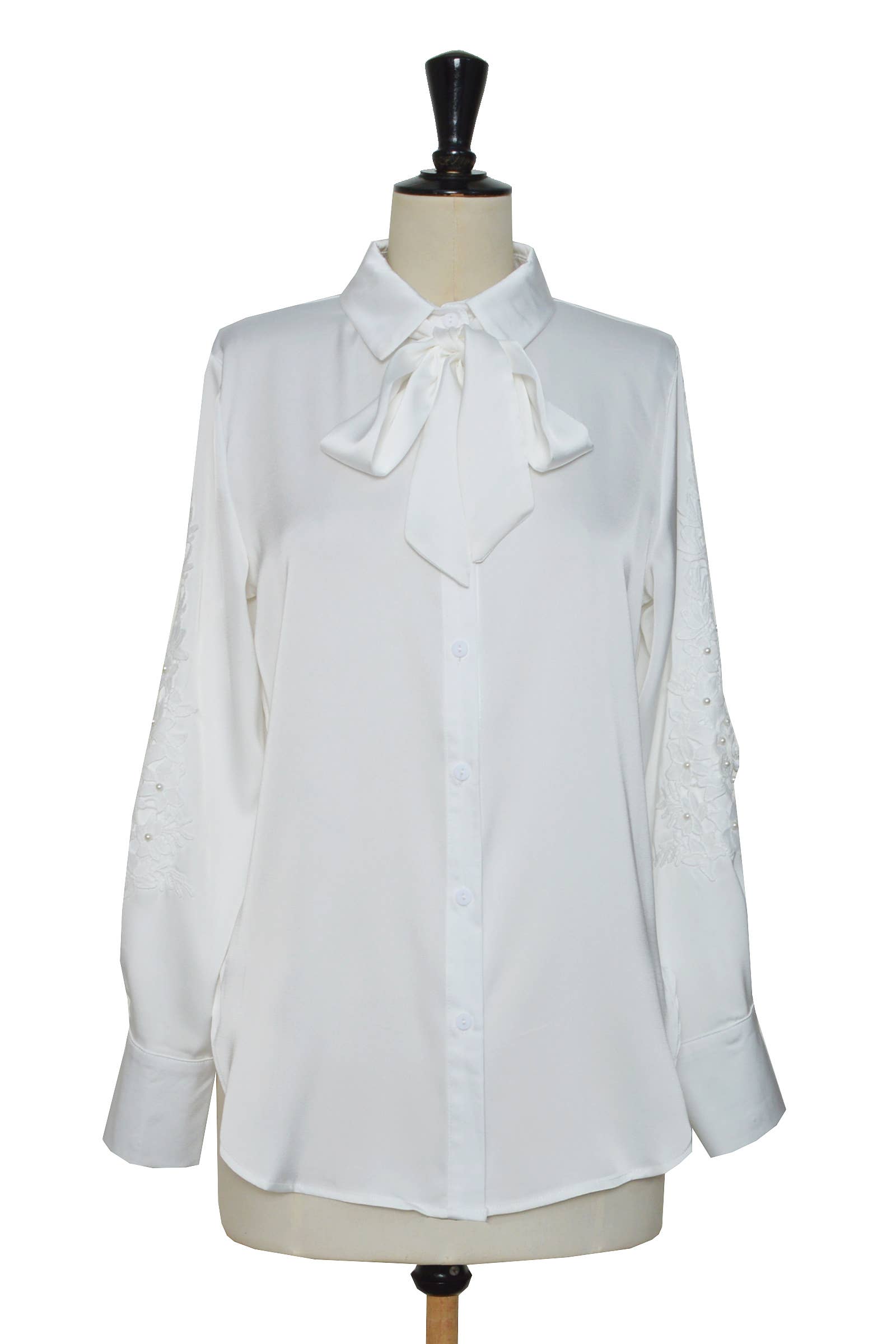 ELLI WHITE - Wholesale Button Down Shirt - Women's - Shirt adorned with embroidery and beads2