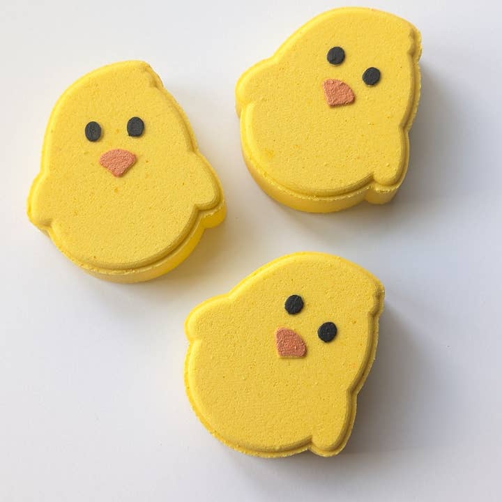 Beachy Bubbles Bath Co - Wholesale Bath Bomb/Fizz - Easter Chick Bath Bomb3