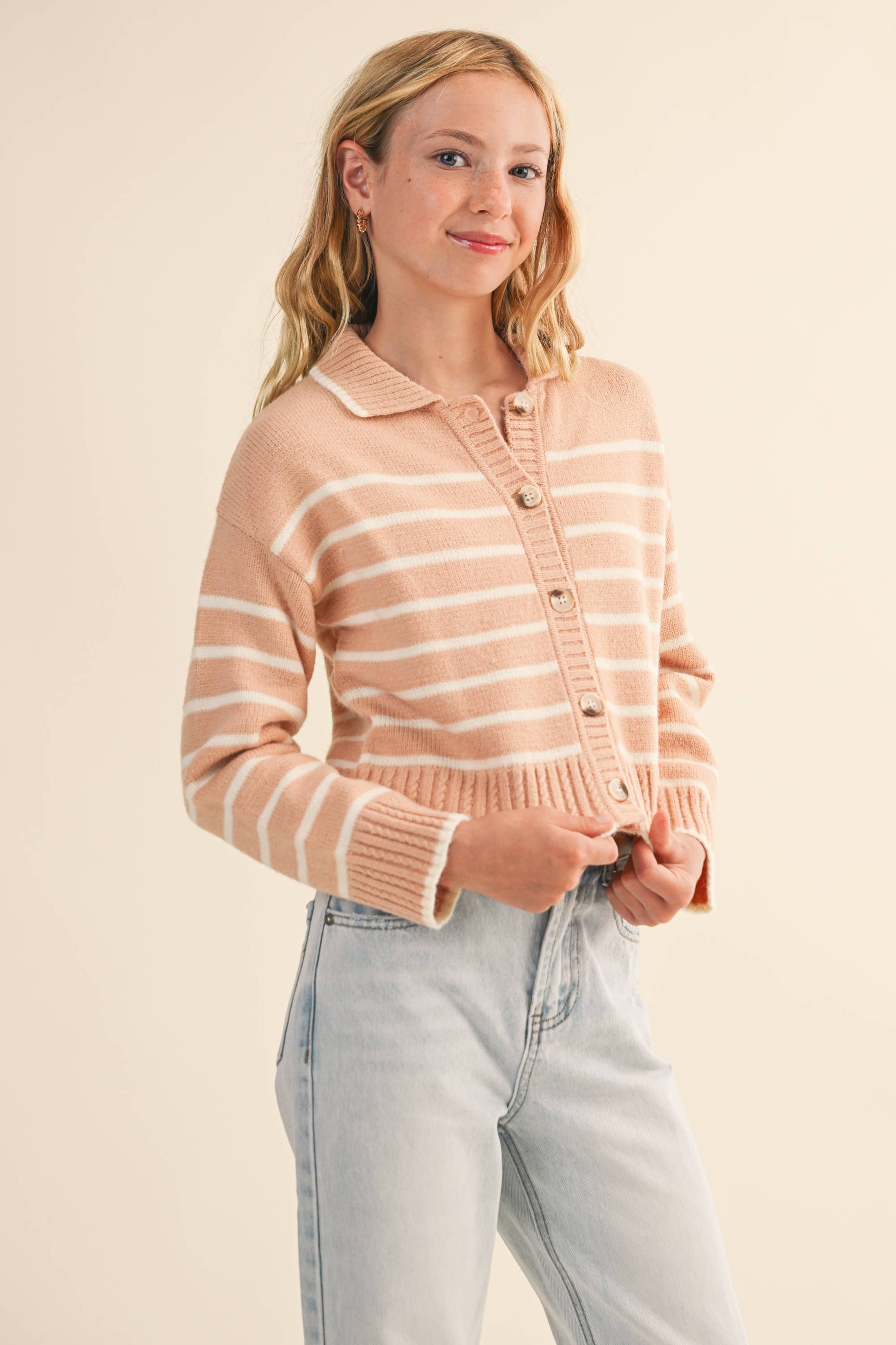 heart and arrow - Wholesale Cardigan - Kids - TWEEN KIDS GIRLS BUTTON UP COLLAR CARDIGAN (7-14)3