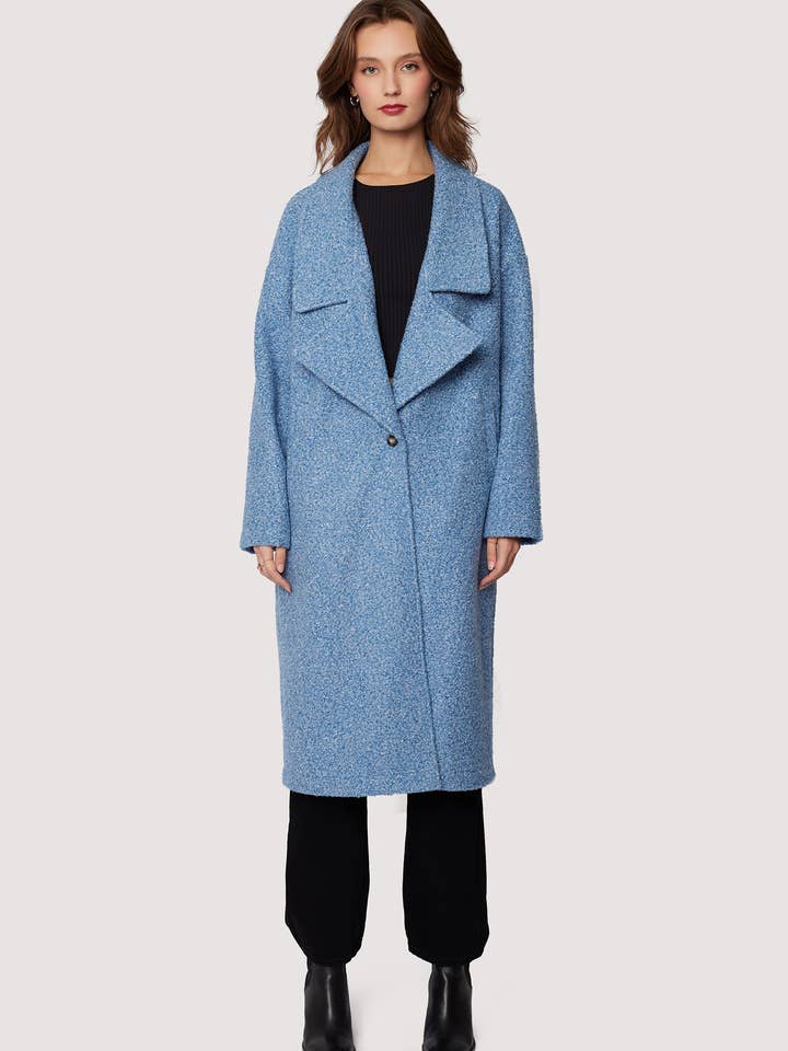 Manteau Chiara - Boucle automnale bleue à col large et poches midi pour la vente par Lost + Wander