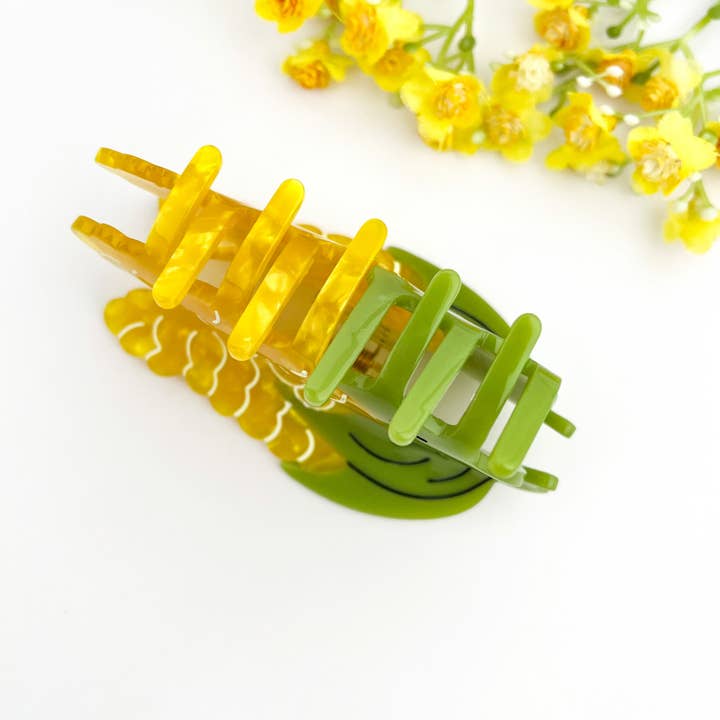 Yellow 🌽 Corn Hair Claw – Whimsical Acetate Vegetable Clip for wholesale on Faire4