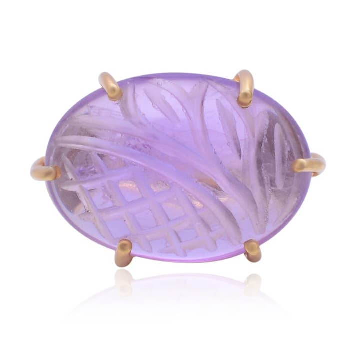 Bague Queen en pierres précieuses sculptées pour la vente par Leslie Francesca Designs