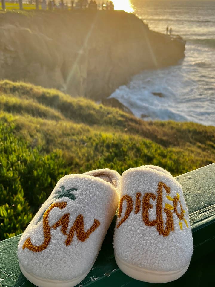 La Ranchita's - Wholesale Slippers - Women's - San Diego, California, Hat, Towel, Shirt, Slipper, Magnet2