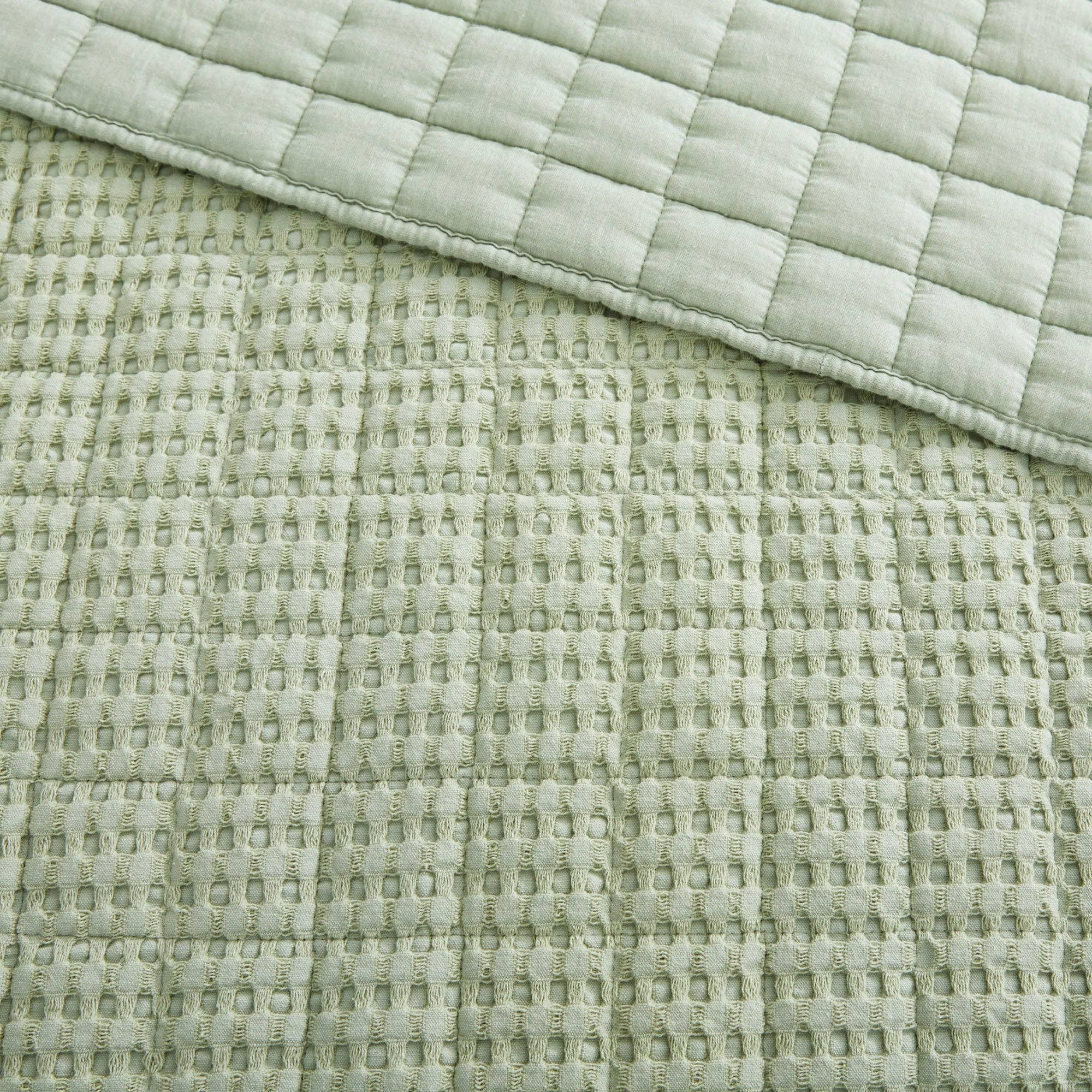 Levtex Home - Wholesale Throw Blanket - Mills Waffle Quilted Throw43