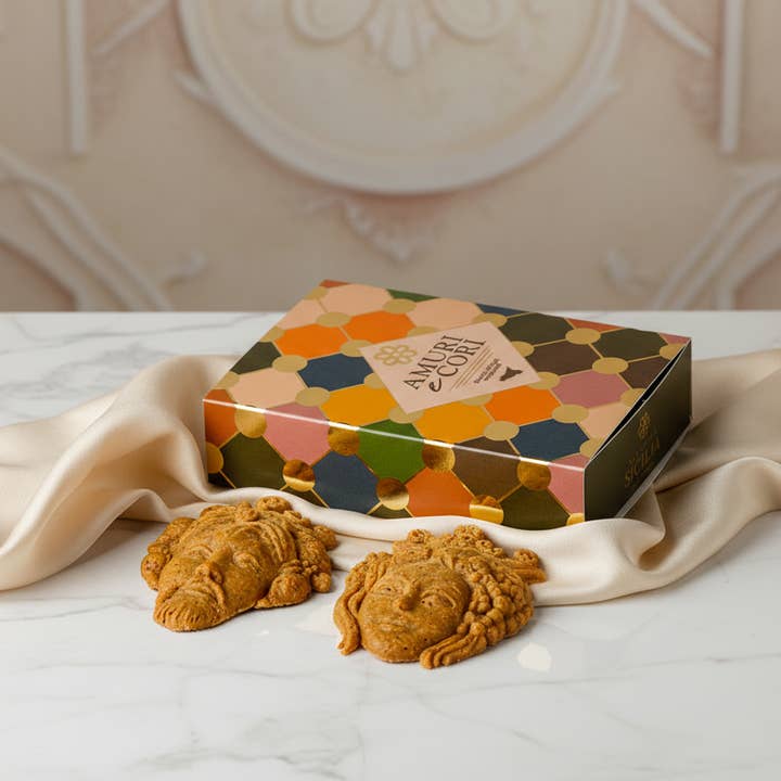 Love and Heart Hazelnut for wholesale by Sua Maestà Sicilia