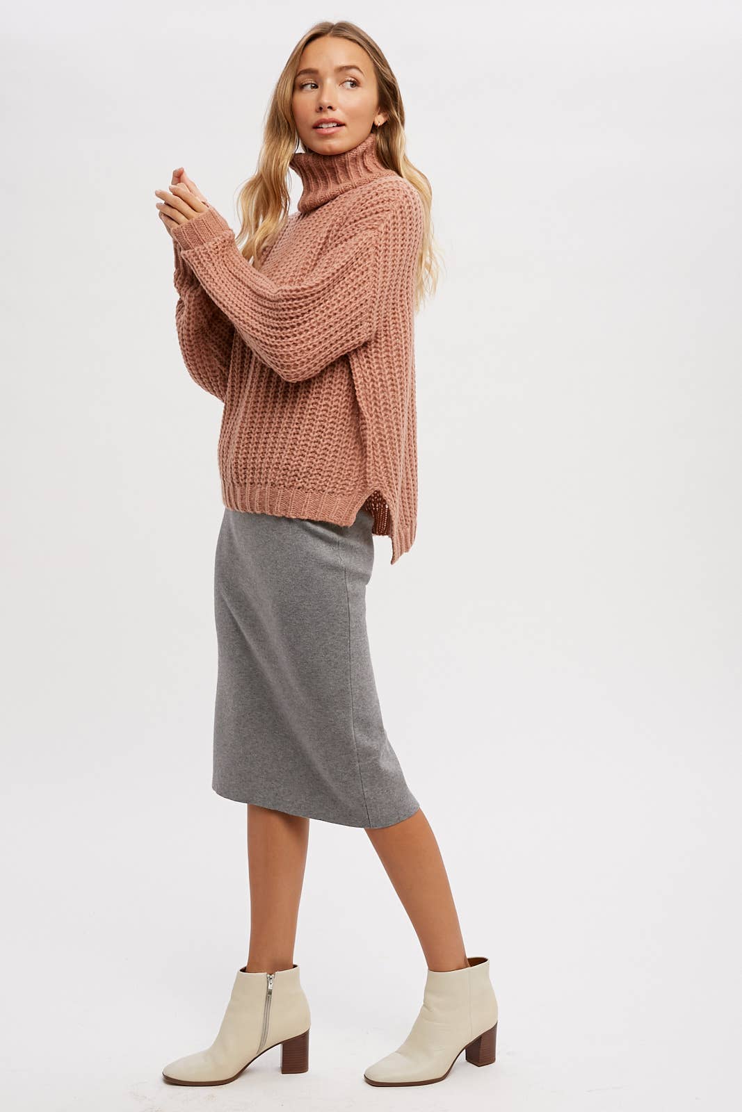 Bluivy - Wholesale Skirt - Women's - H LINE MIDI SWEATER SKIRT21