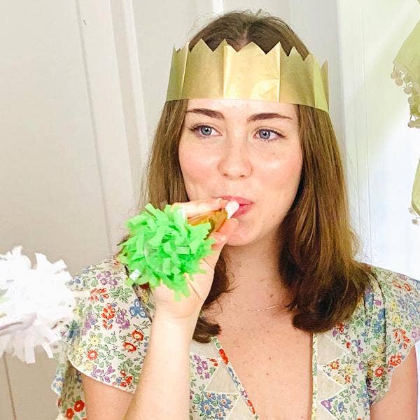 TOPS Malibu - Wholesale Party Hat/Crown - Metallic Gold Tissue Paper Crowns - Set of 8