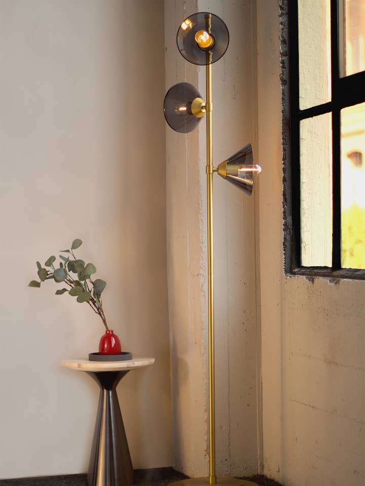Amplitude Floor Lamp for wholesale by Mavisten Edition