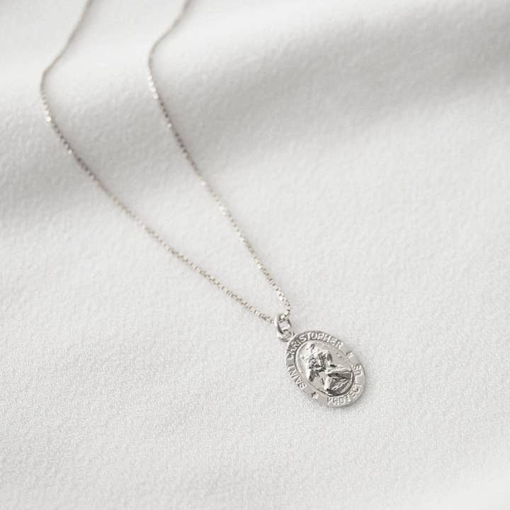 Hunter & Trove - Wholesale Pendant/Charm Necklace - Travelers Small Silver Coin Necklace (St. Christopher)