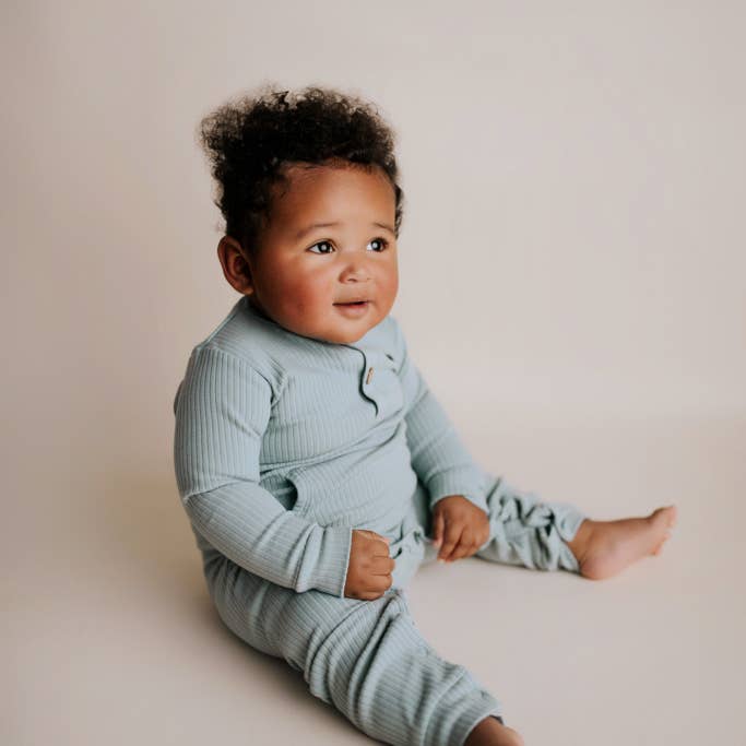 Three Little Tots - Wholesale Rompertje - Baby - Baby ribgebreide romper met zakken32