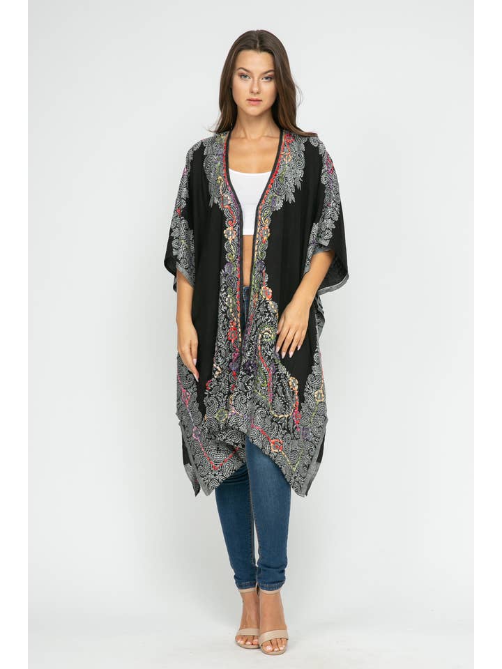 Raj Trading & Imports (USA) Inc. - Wholesale Kimono - Women's - Tatiana Black White Thick Stitch Kimono Short Sleeve