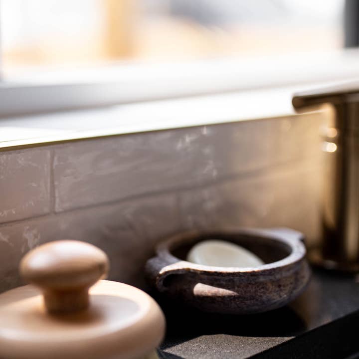 Luxe B Co - Wholesale Decorative Plate/Dish/Bowl - Soapstone Bowl