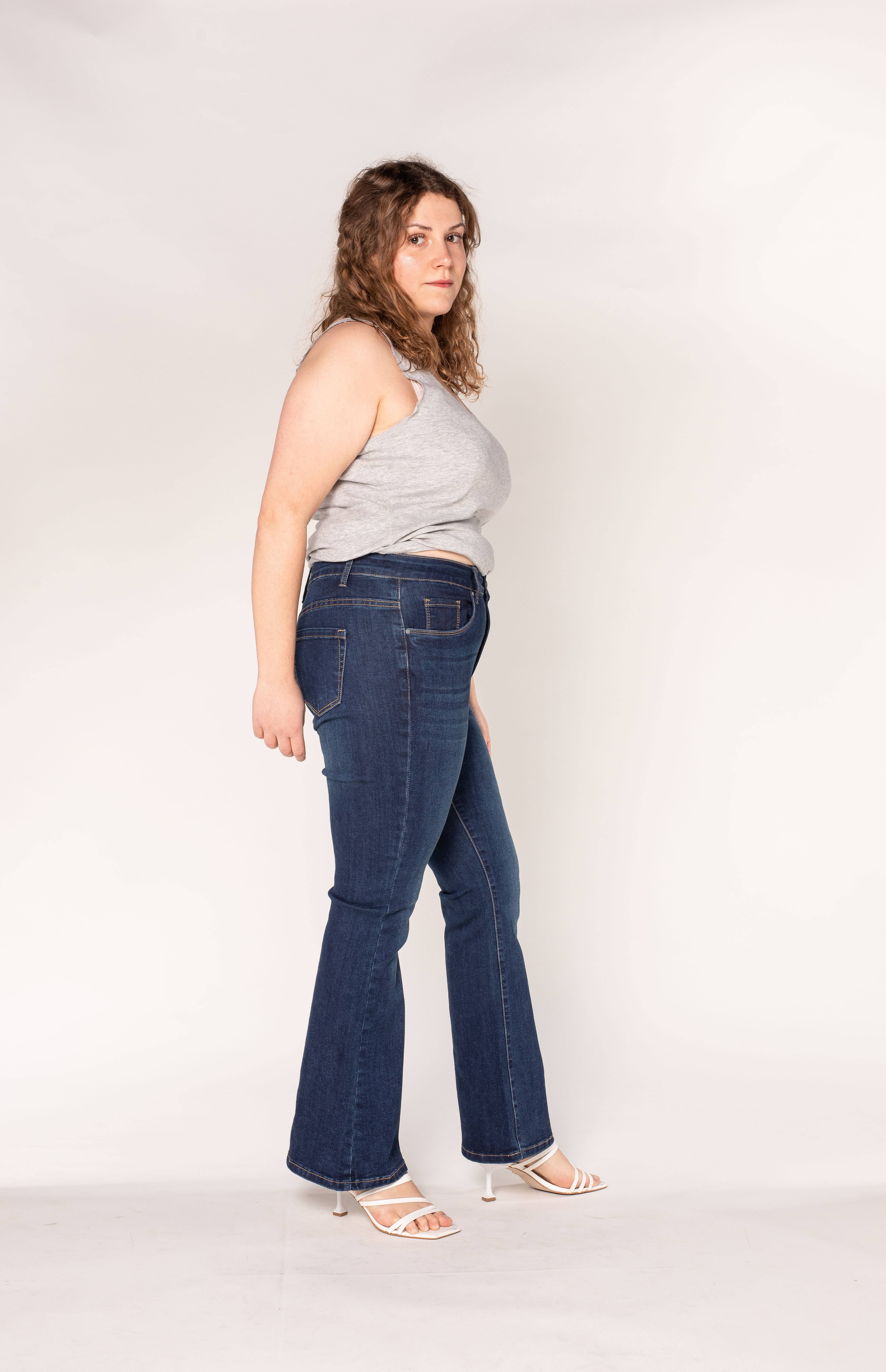 Nina Carter - Vendita all'ingrosso Jeans - Donna - Jeans a zampa elasticizzati vita alta per curve taglie comode (P201)14