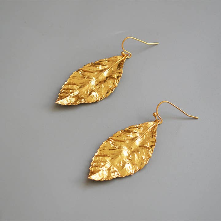 Revelari - Wholesale Dangle Earrings - Gold Leaf Earrings – Elegant Design2