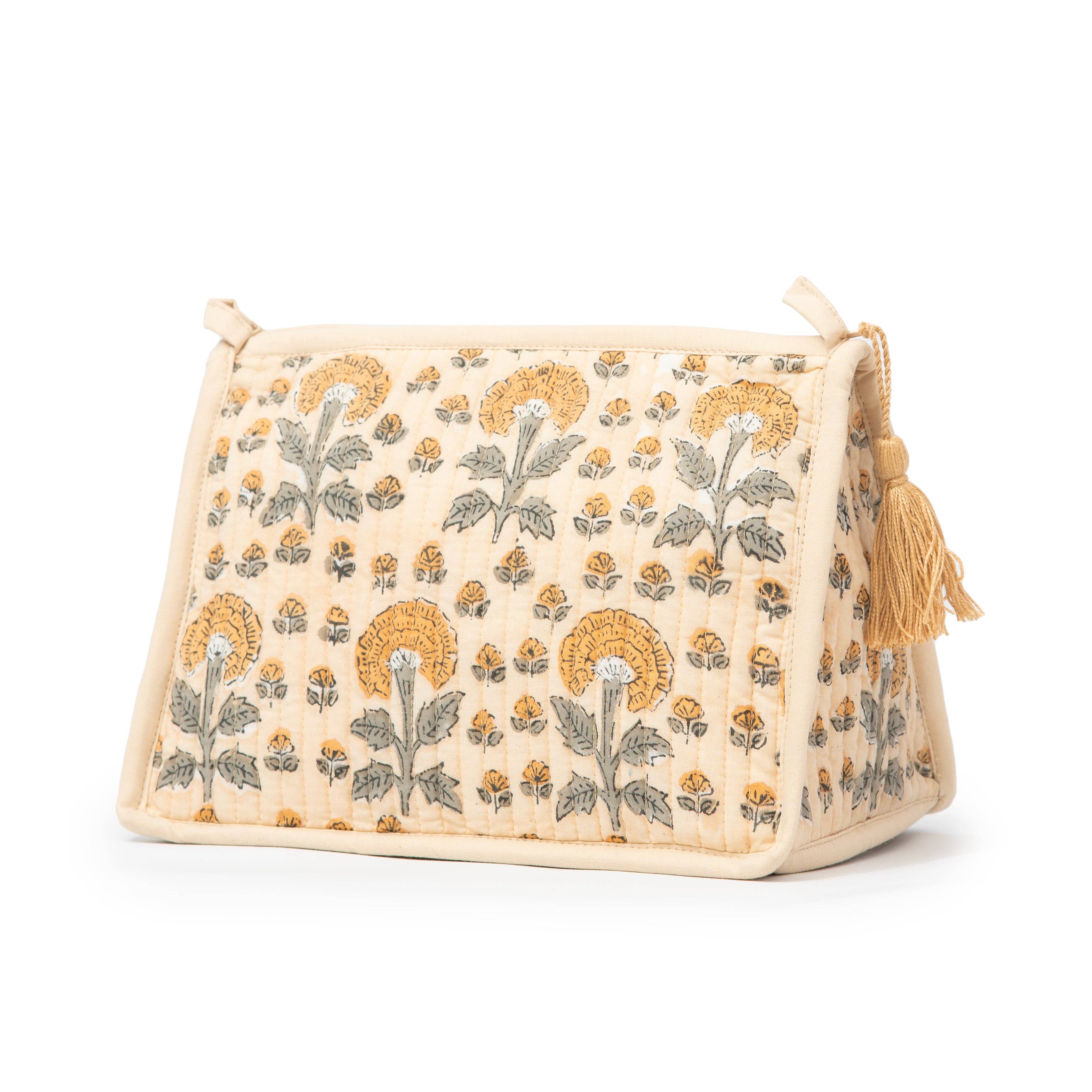 House of cotton – wholesale Make-up/cosmetic bag – Quilted Makeup Bag with Tassel – Wash Bag for Travel & Toiletries | Boho Floral Cosmetic Pouch | Natural1