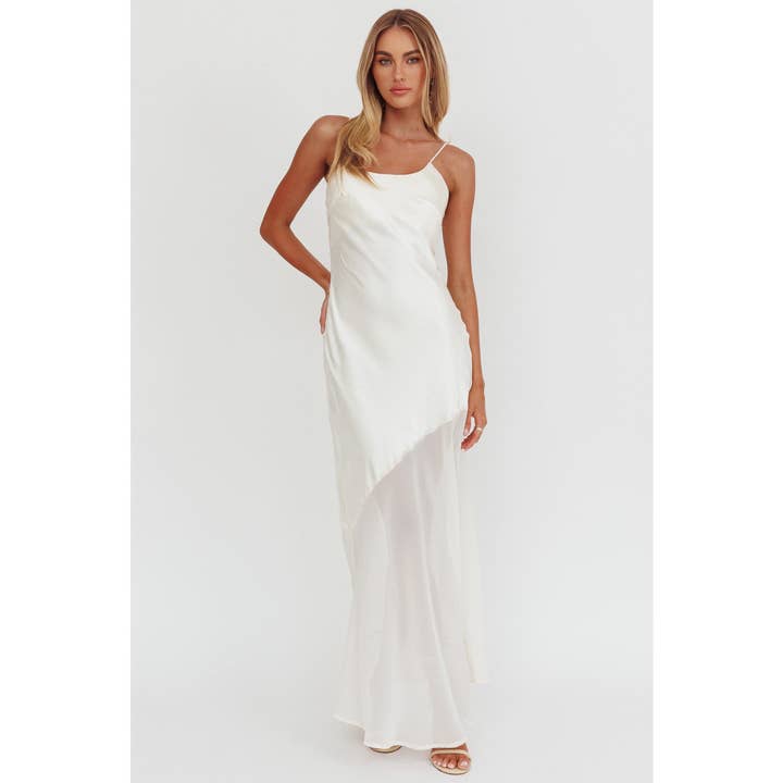 SLEEVELESS SATIN MAXI DRESS / ST5124H for wholesale by One and Only Collective