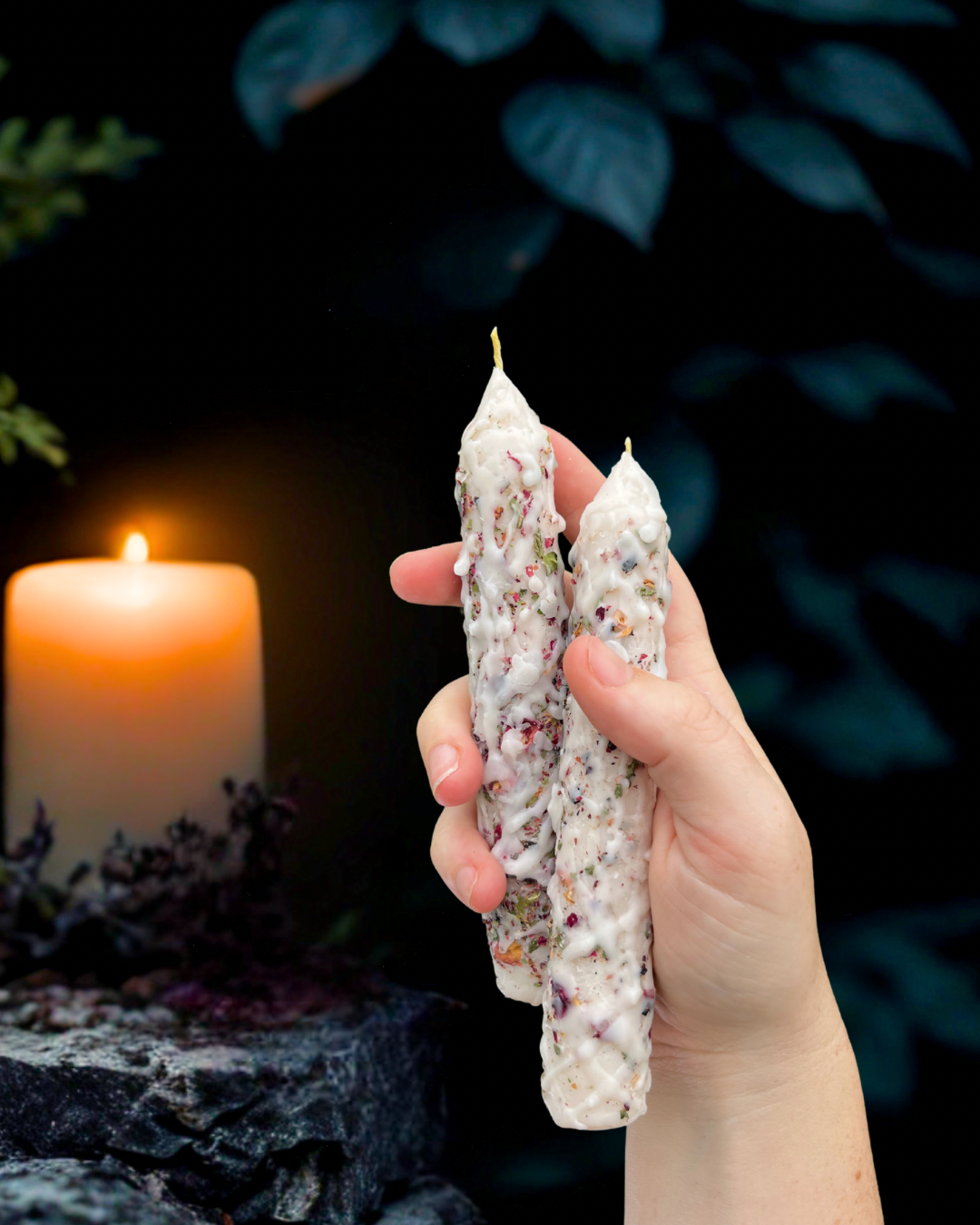 Beauty and the Moon - Vente Bougies/bougeoirs coniques - Bougie de Bénédictions | Bougie Rituel Ointe | Bougie Habillée6