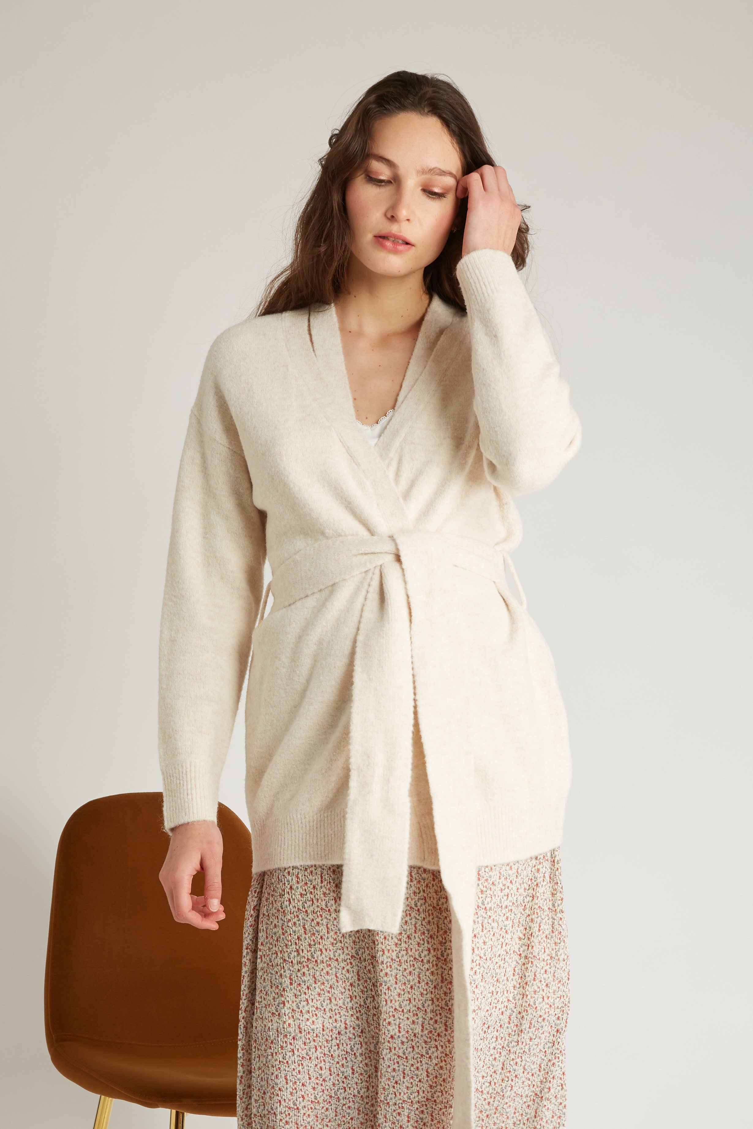 Andy & Lucy - Wholesale Cardigan - Women's - GAYA - Chic knitted vest with velvet touch and belt5