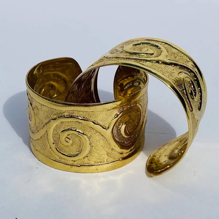 Khmer Style Round Bangle Large for wholesale by Marigold Collective