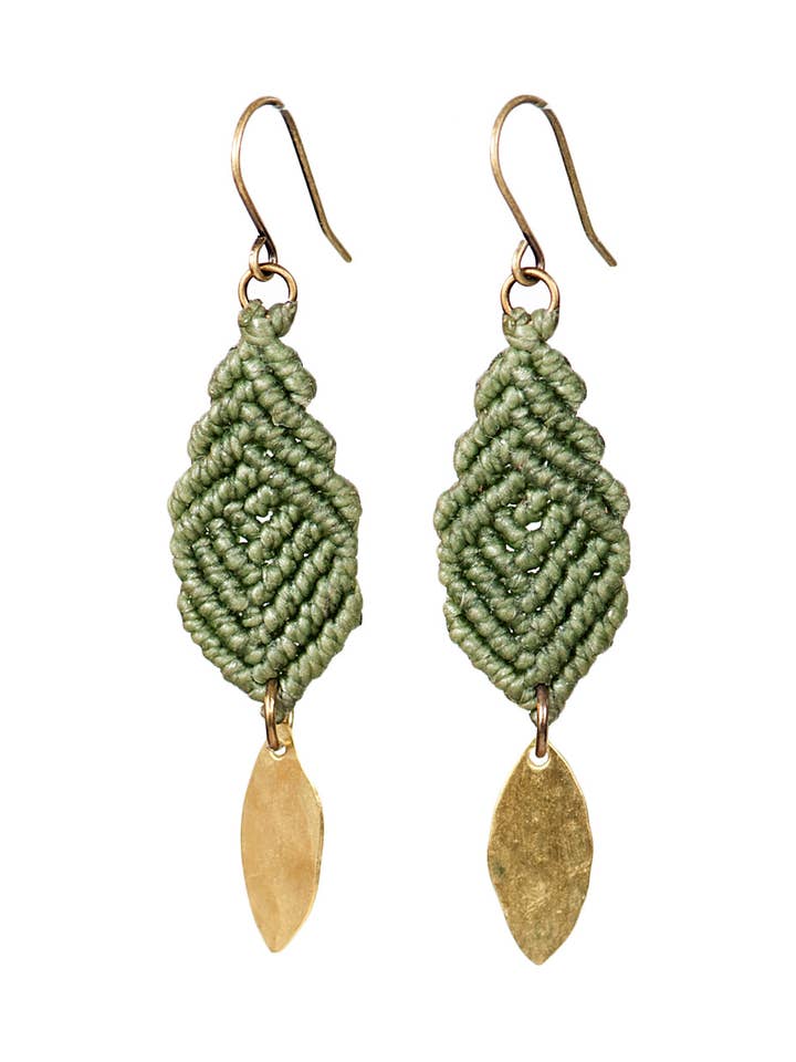 Mini Leaves for wholesale by AMiRA jewelry