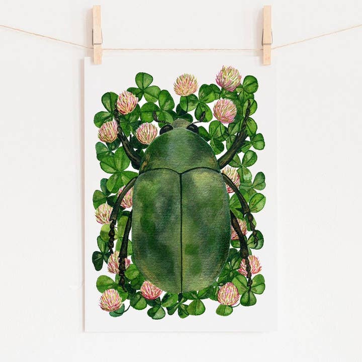 Impression d'insectes de juin, trèfle à 4 feuilles, peinture sur scarabée pour la vente par Candace Fincher